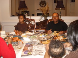 Yes, that is Courtney stuffing his face! LOL